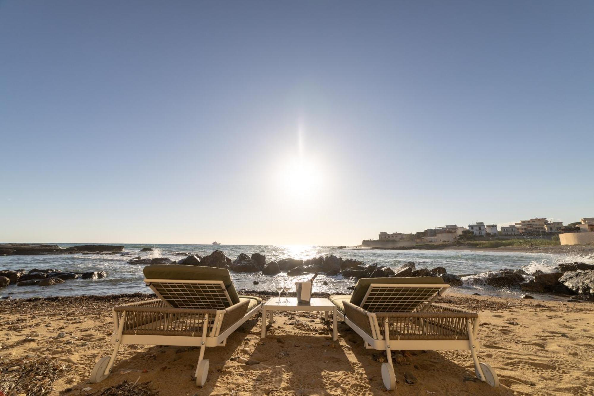 Le Suites Sul Mare Di Esterina Civitavecchia Exterior foto